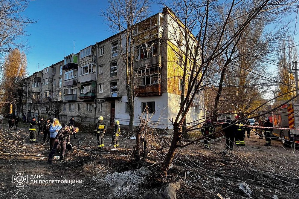 ворог атакував Нікополь і область 25 листопада (фото) 3