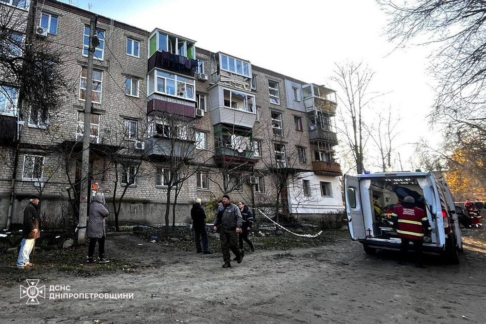 ворог атакував Нікополь і область 25 листопада (фото) 4