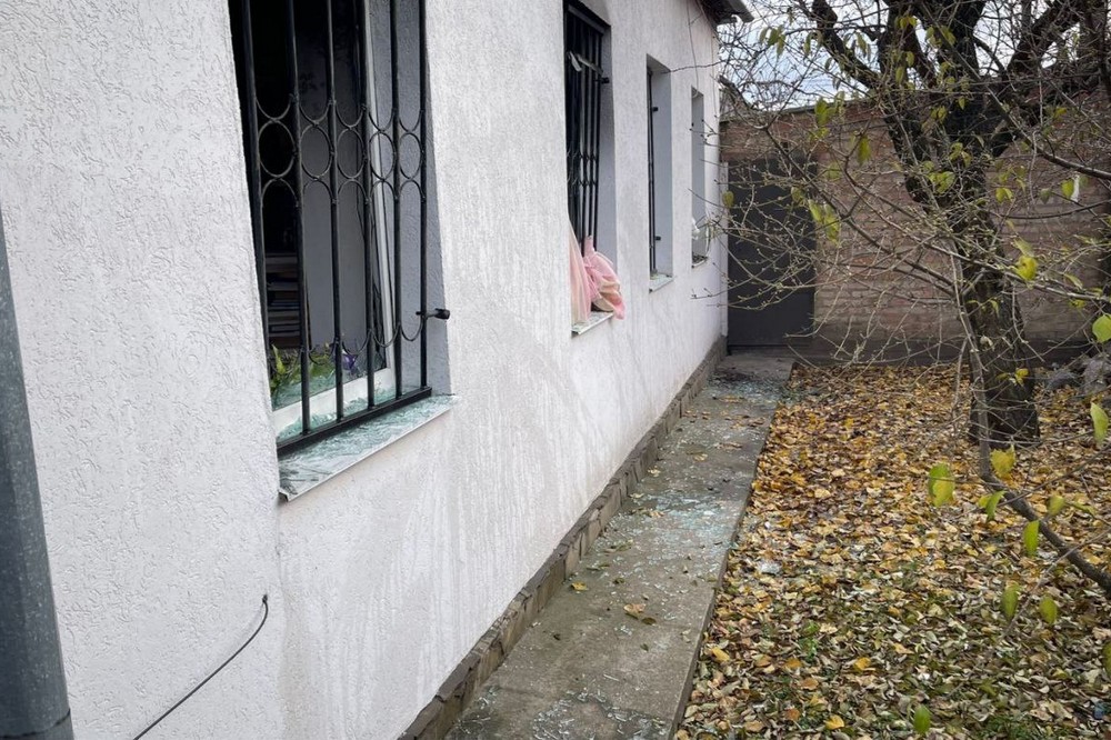 ворог атакував Нікополь і район, а також Синельниківщину (фото) 6