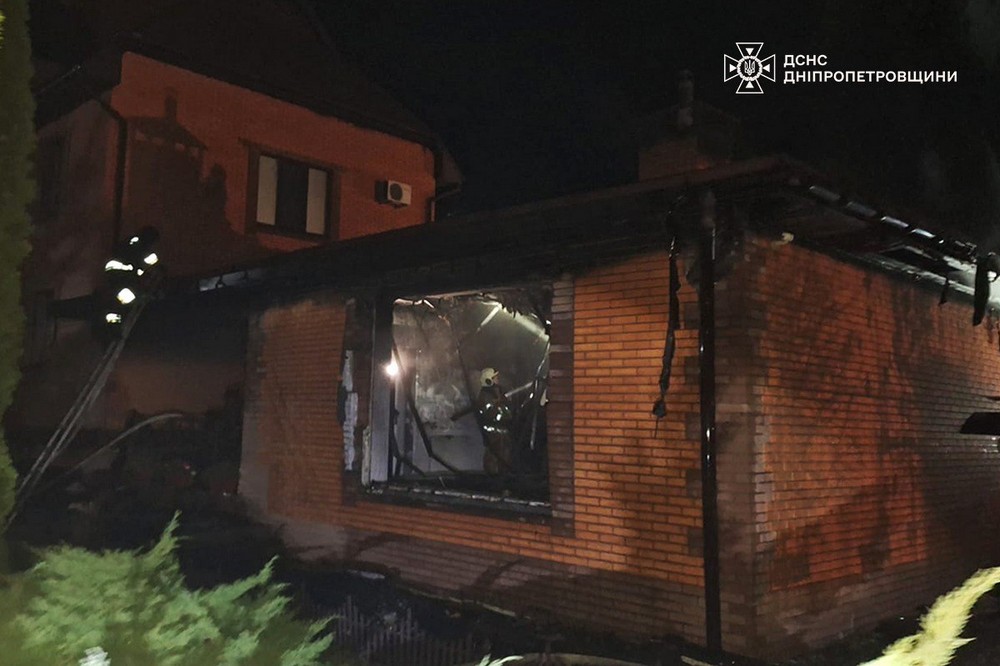 ворог атакував Нікополь і три громади області (фото)