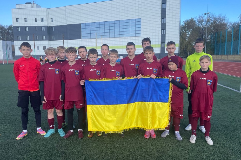 Юні футболісти з Нікополя впевнено крокують до чемпіонства! (відео) 1 з Нікополя