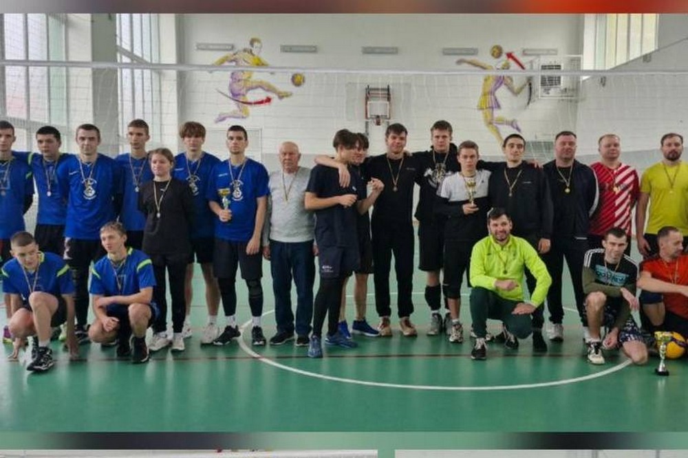 На Нікопольщині пройшов турнір з волейболу, присвячений дню ЗСУ