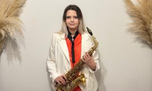 У Нікополі вітають чотирьох юних музиканток з перемогами у конкурсах міжнародного та всеукраїнського рівнів (фото)