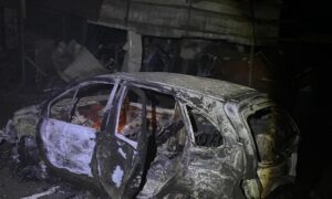 У Нікополі поранені люди, внаслідок атаки на магазин і торгівельний кіоск, завдано удару по АЗС, згоріли автомобілі – поліція