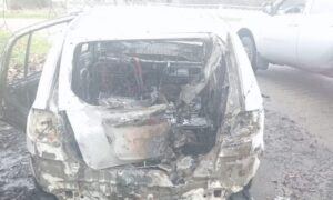 У Нікополі FPV-дрони поцілили по автівкам – двоє поранених, на Криворіжжі побито навчальний заклад, у Дніпрі горіла будівля, на Синельниківщину скинули КАБ – поліція