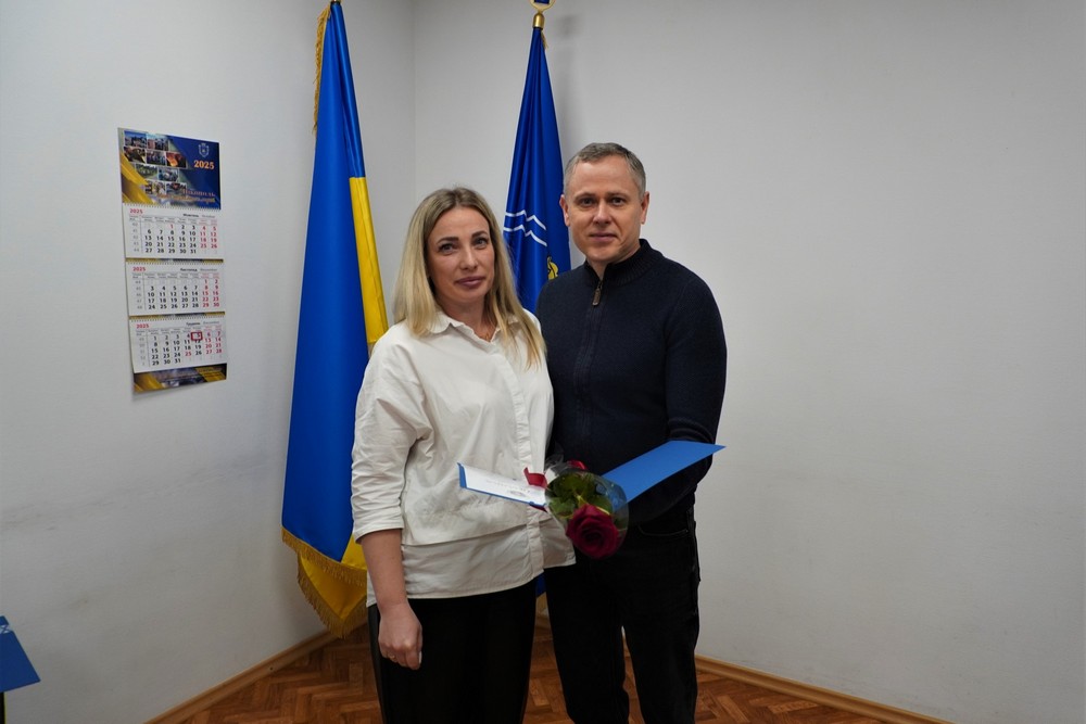 У Нікополі волонтерам вручили Подяки з нагоди свята (фото)