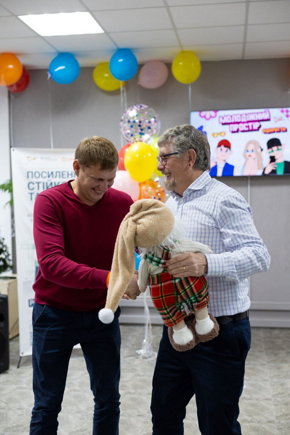 У Томаківці на Нікопольщині відкрили молодіжний хаб (фото) У Томаківці на Нікопольщині відкрили молодіжний хаб (фото)