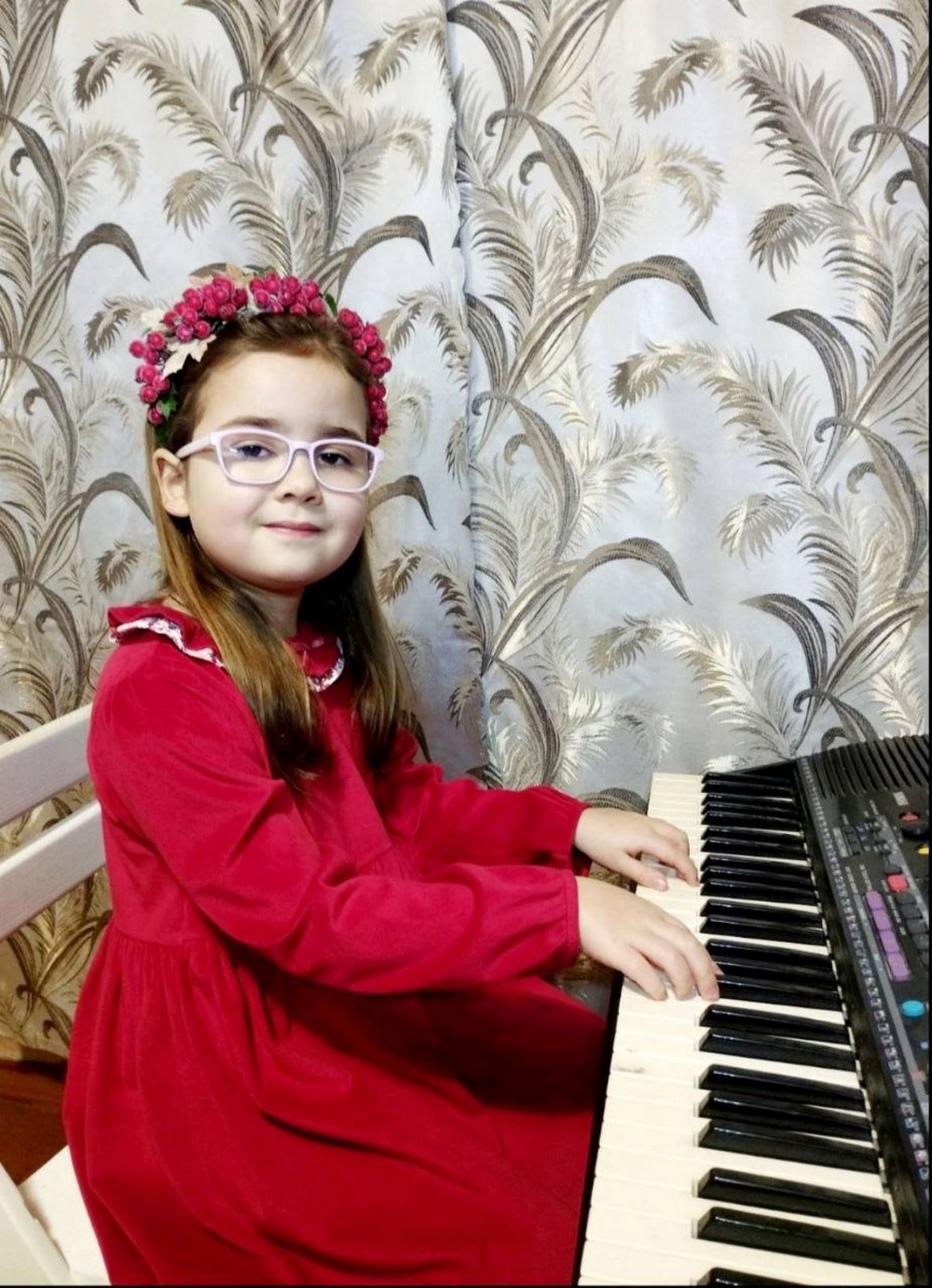 У Нікополі вітають чотирьох юних музиканток