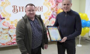 Начальник Нікопольської РВА привітав голів громад району зі святом і подякував їм за роботу (фото)