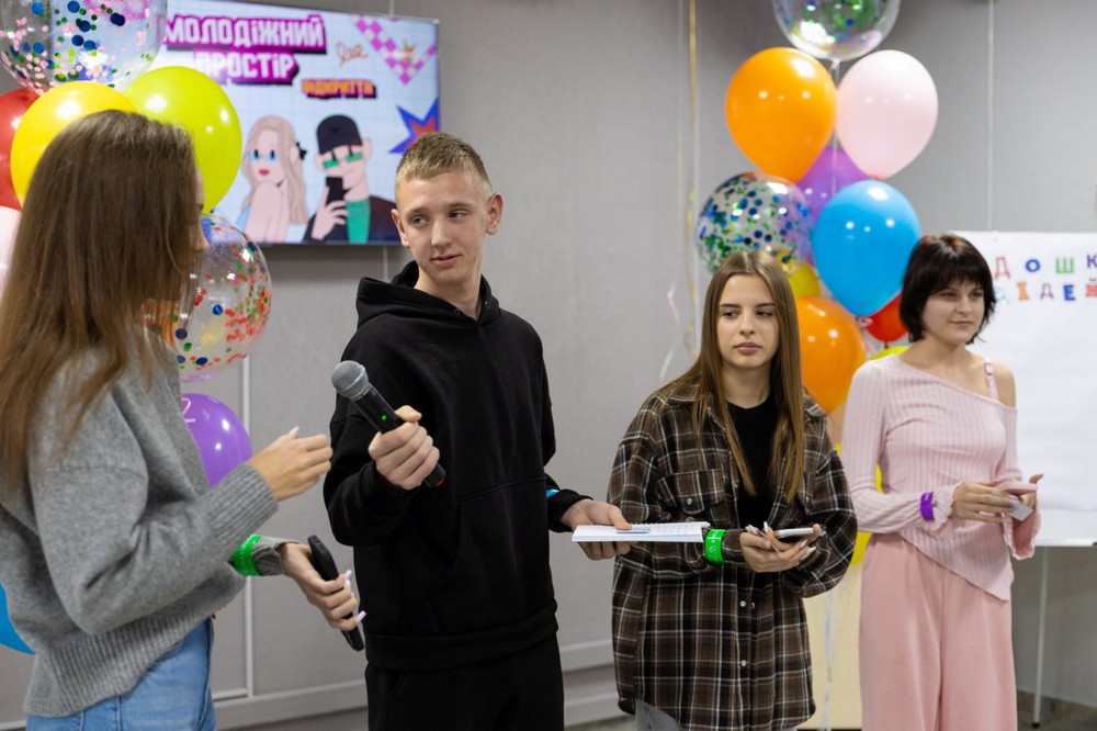 Фото з відкриття Молодіжного хабу у Томаківці Фото з відкриття Молодіжного хабу у Томаківці