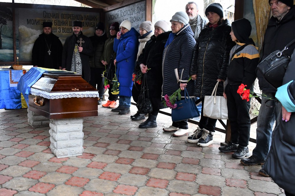 У Нікополі провели в останню путь Захисника: фото У Нікополі провели в останню путь Захисника: фото