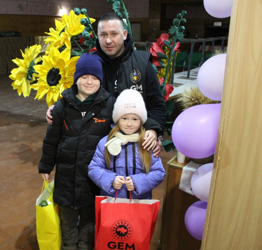 У Мозолевській громаді розпочато видачу новорічних подарунків дітям деяких категорій (фото)