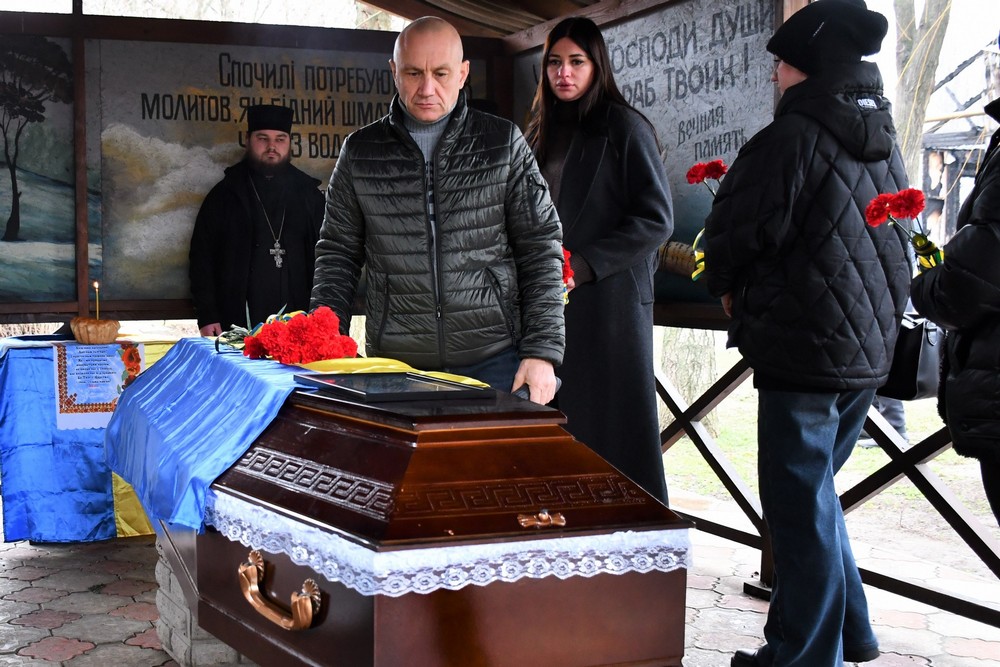 У Нікополі провели в останню путь Захисника: фото У Нікополі провели в останню путь Захисника: фото