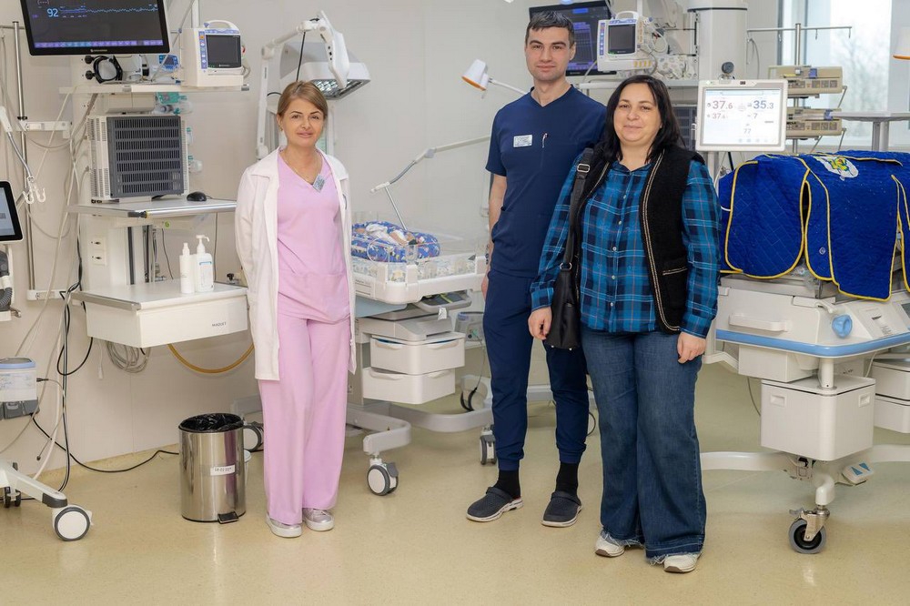 Найменший врятований пацієнт важив 700 грамів: як на Дніпропетровщині допомагають вижити недоношеним немовлятам (фото)