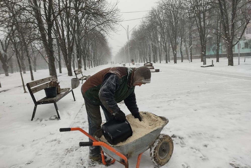 Хуртовина у Нікополі 26 грудня: фото