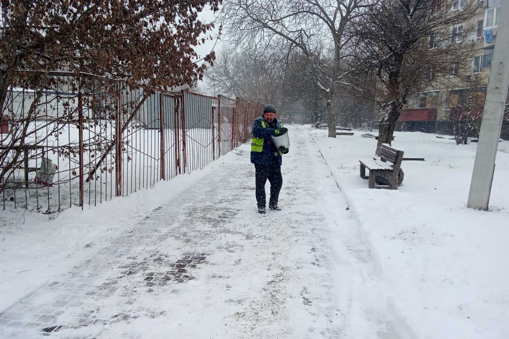 Хуртовина у Нікополі 26 грудня: фото
