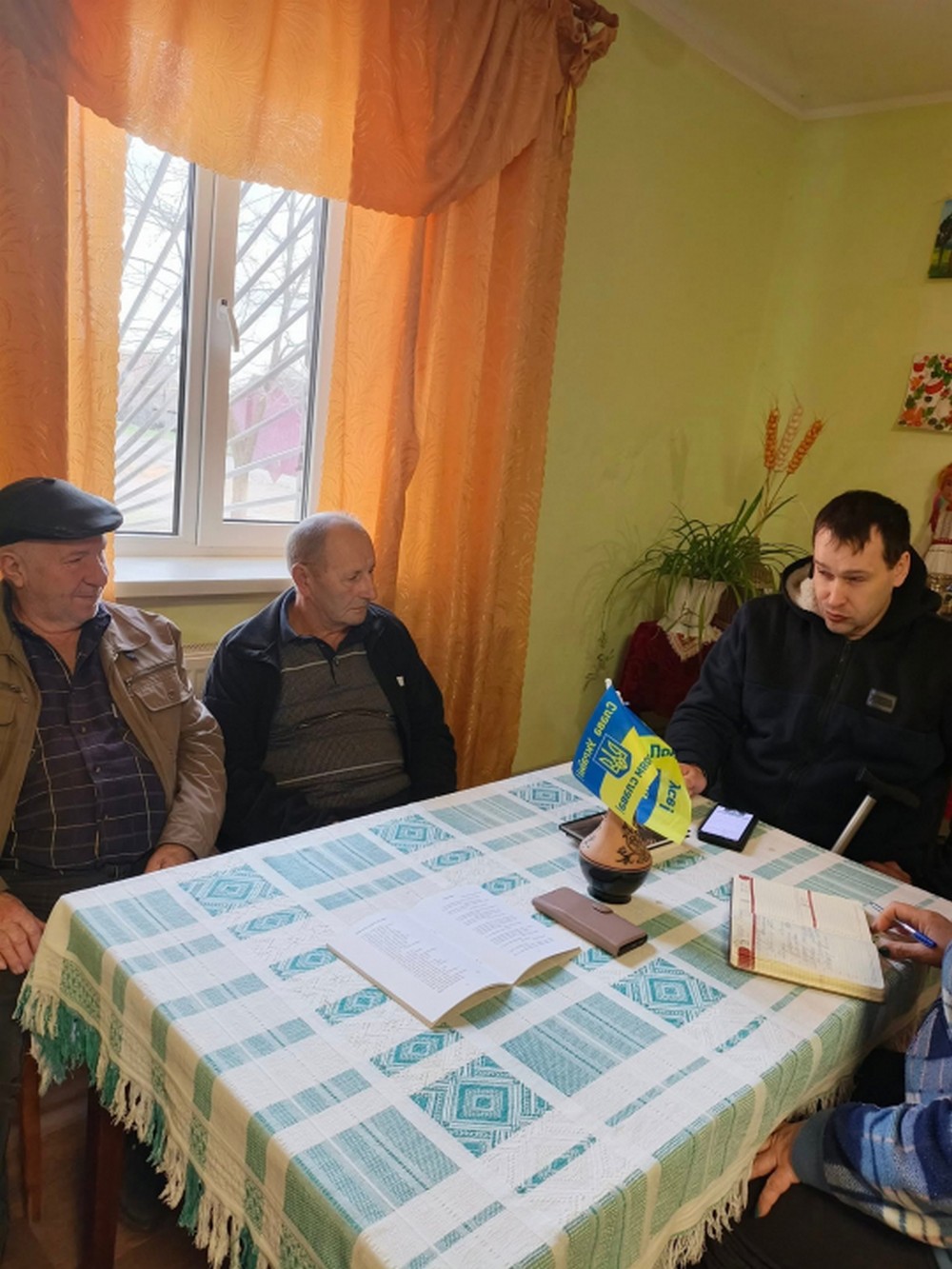 Великий благодійний збір, флешмоби, виставки, змагання: як у Покрові відзначили день ЗСУ