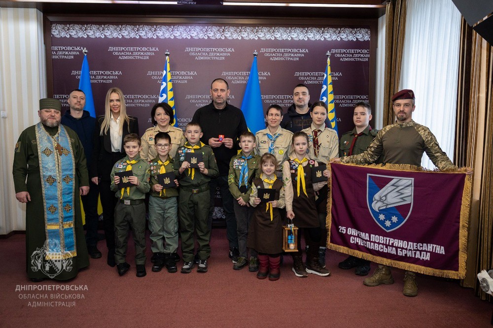 До Дніпра привезли Вифлеємський вогонь миру (фото) 1 Дніпро ОВА 4