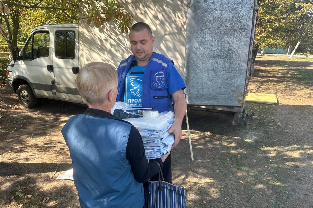 Допомагають жителям Нікополя і району 5 Допомагають жителям Нікополя і району 5