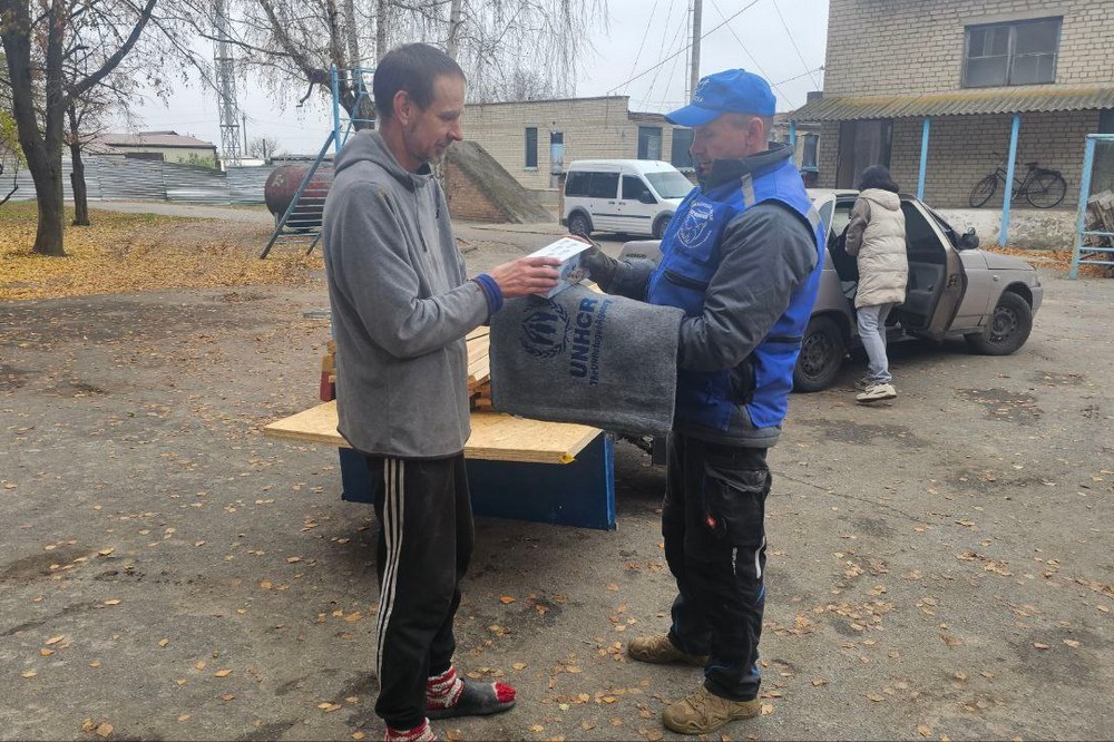 Допомагають жителям Нікополя і району 9 Допомагають жителям Нікополя і району 9