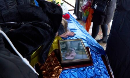 Нікополь сьогодні попрощався з Захисником 5