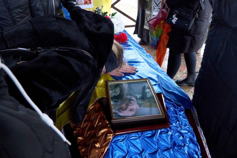 Нікополь сьогодні попрощався з Захисником 5