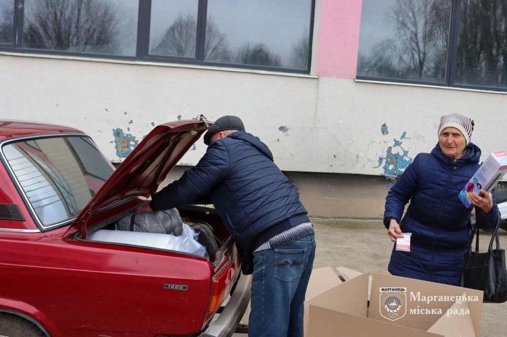 Понад 330 родин з Марганецької громади отримали гуманітарну допомогу 2