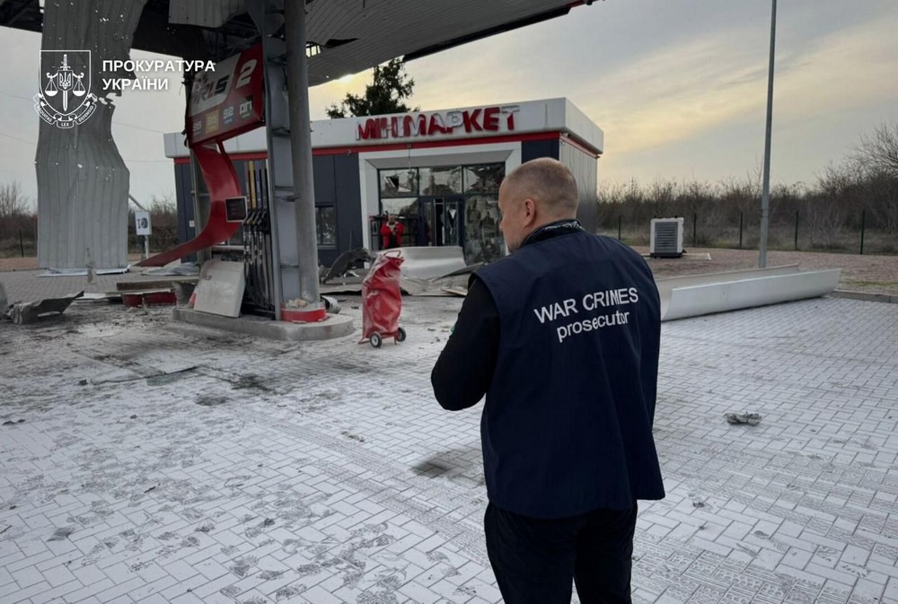 Криваві обстріли, ДТП з підлітками, сніг у квітні, сітки, світло: головні події Нікополя і району у 2025 році (фото) Криваві обстріли, ДТП з підлітками, сніг у квітні, сітки, світло: головні події Нікополя і району у 2025 році (фото)