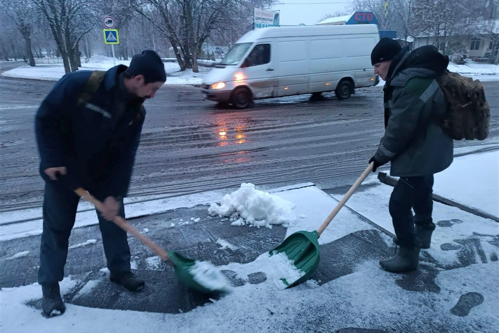 Сніг 2 Сніг 2