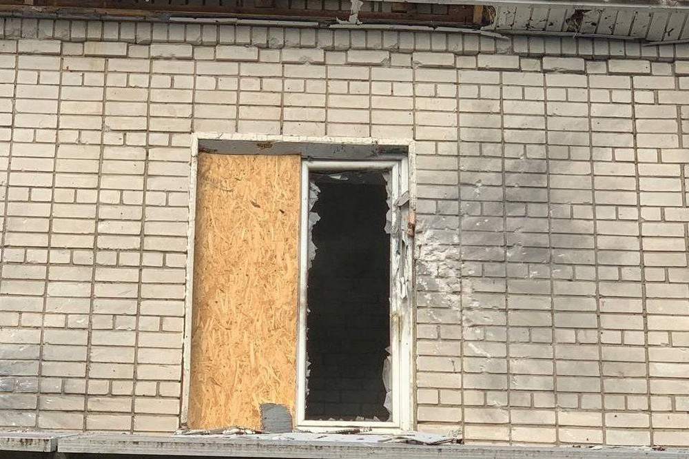 У Нікополі побито багатоповерхівку, виникла пожежа, є руйнування у районі, під ударом також були Криворіжжя і Синельниківщина (фото) 2 У Нікополі побито багатоповерхівку, виникла пожежа, є руйнування у районі, під ударом також були Криворіжжя і Синельниківщина (фото) 2