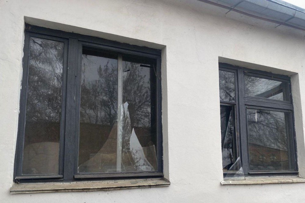 У Нікополі побито багатоповерхівку, виникла пожежа, є руйнування у районі, під ударом також були Криворіжжя і Синельниківщина (фото) 6 У Нікополі побито багатоповерхівку, виникла пожежа, є руйнування у районі, під ударом також були Криворіжжя і Синельниківщина (фото) 6