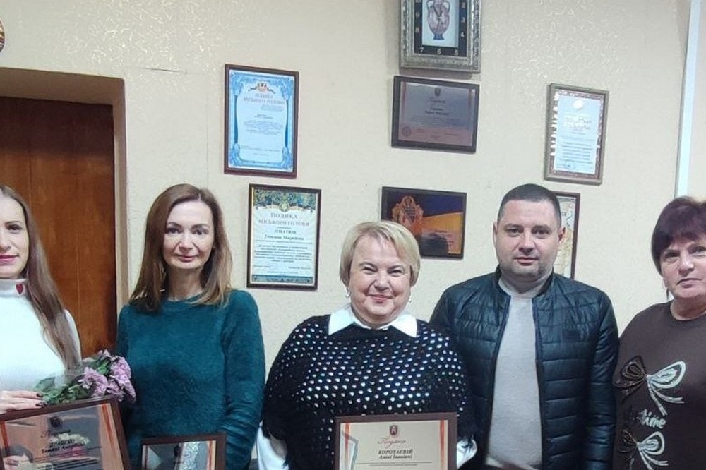 У Покрові привітали зі святом працівників органів місцевого самоврядування