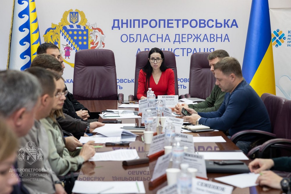 У прифронтовому Марганці взялися за озеленення вулиці за майже 2 млн грн: в ОВА промоніторили низку сумнівних тендерів (фото) 1 У прифронтовому Марганці в 3