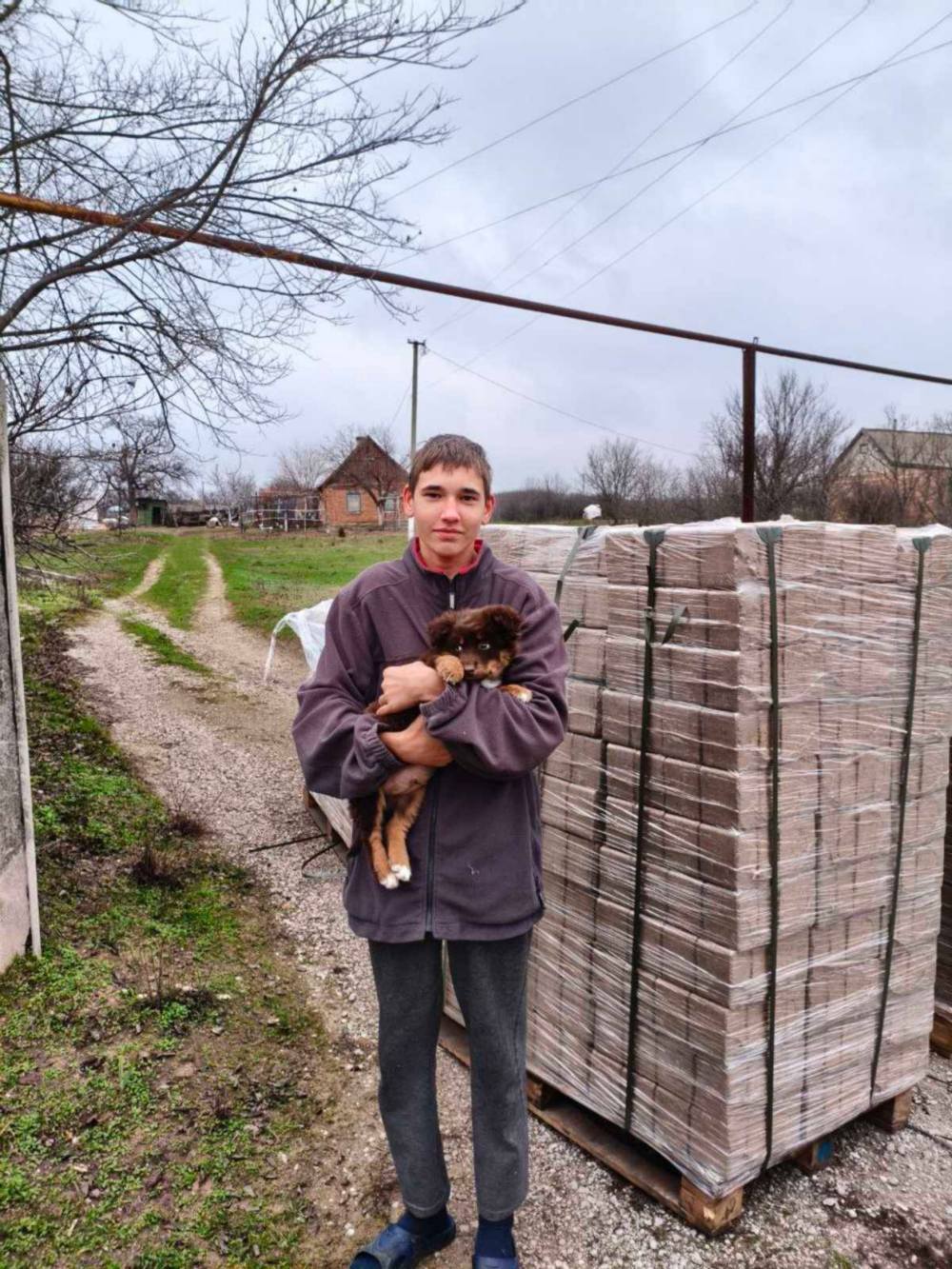  У селах Томаківської громади починається видача паливних брикетів