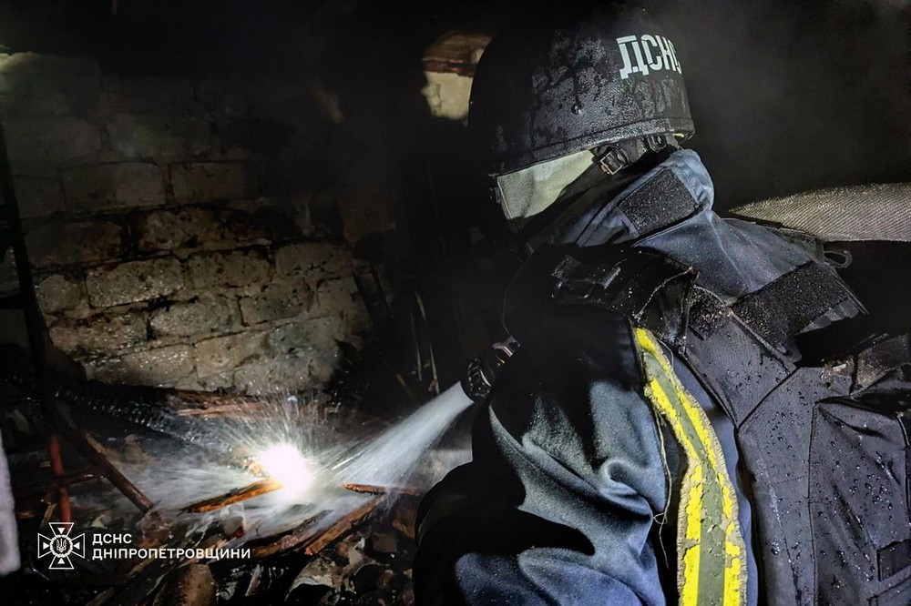 Внаслідок нічної атаки на Кривий Ріг 7 Внаслідок нічної атаки на Кривий Ріг 7