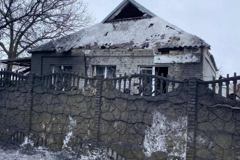 Ворог атакував Нікополь і район, а також Синельниківщину двоє поранених, пожежа і руйнування 3