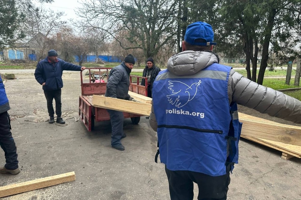 Жителі Мирівської громади отримали допомогу 3 Жителі Мирівської громади отримали допомогу 3