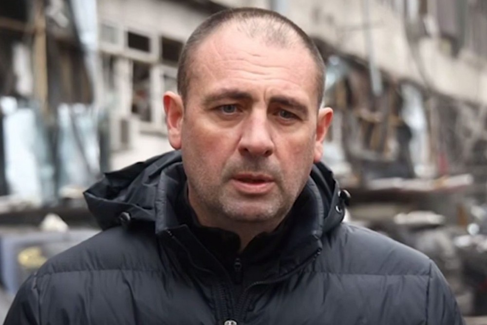 Ракетний удар по Дніпру 1 грудня: є загиблі, багато поранених, під завалами шукають людей – все, що відомо (відео)