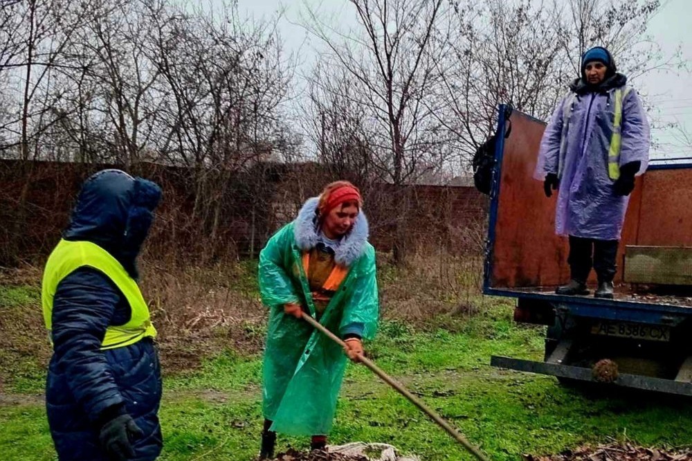 чим займалися комунальники Марганця 2 чим займалися комунальники Марганця 2