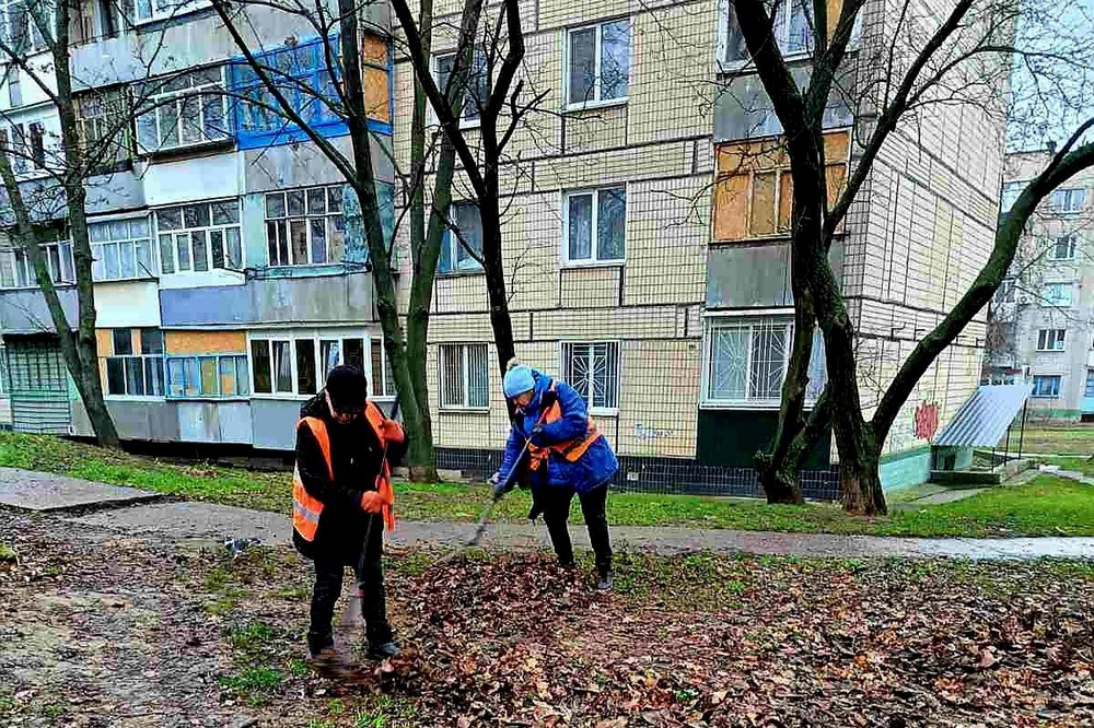 чим займалися комунальники Марганця 6 чим займалися комунальники Марганця 6