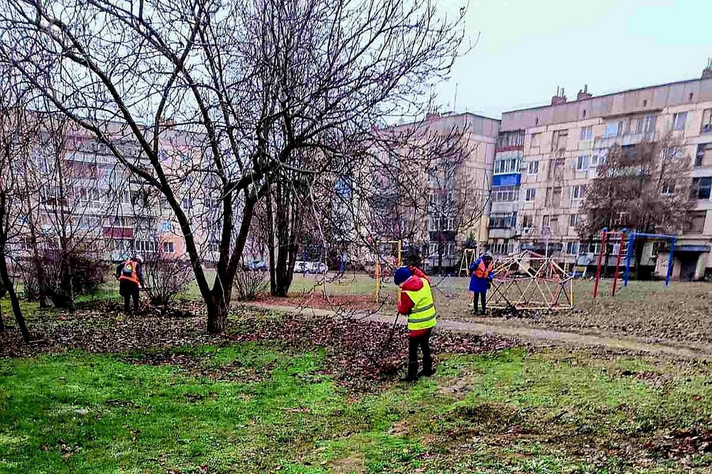 чим займалися комунальники Марганця 7 чим займалися комунальники Марганця 7