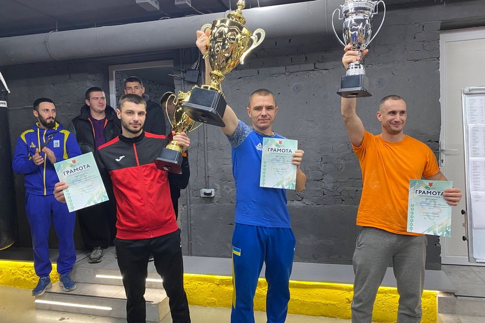 гирьовики з Нікопольщини здобули 3