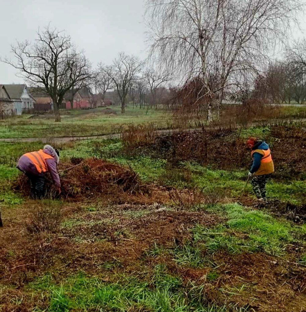 комунальники Марганця 4 комунальники Марганця 4