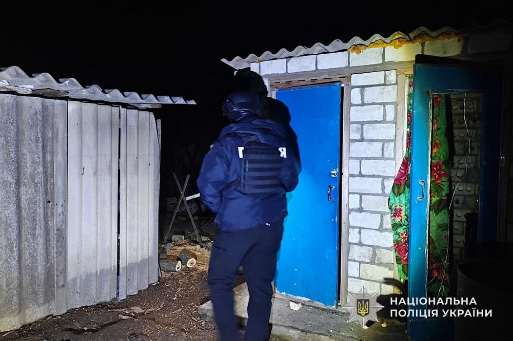 наслідки обстрілів Нікополя та області, зафіксували поліцейські (фото) 2