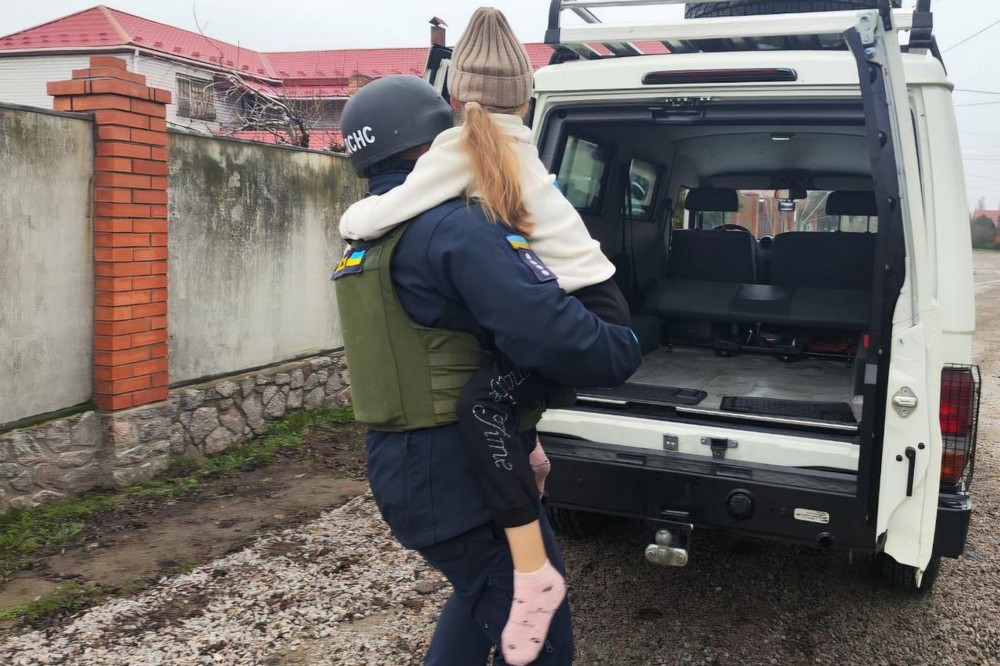 У Нікополі вже двоє поранених, серед них 10-річна дитина (фото)