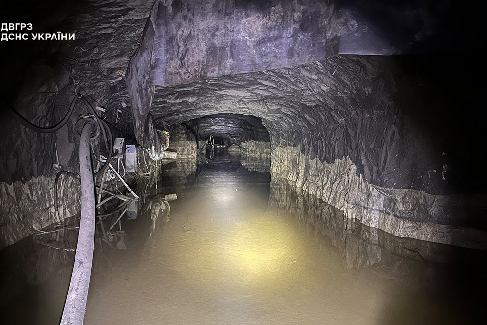 Двоє гірників загинули на шахті Дніпропетровщини Двоє гірників загинули на шахті Дніпропетровщини