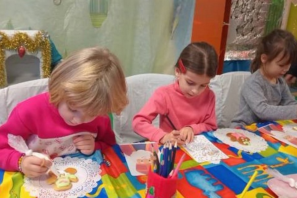 У Покрові відкрили майстерню святого Миколая: фото У Покрові відкрили майстерню святого Миколая: фото