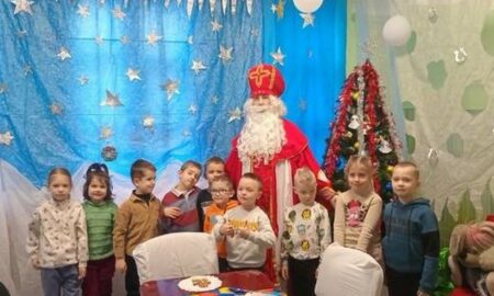 Час творити дива… У Покрові відкрили майстерню святого Миколая (фото)