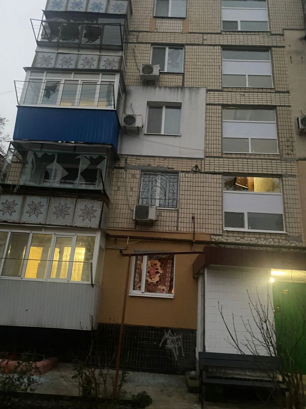 Фото наслідків обстрілів Дніпропетровщини