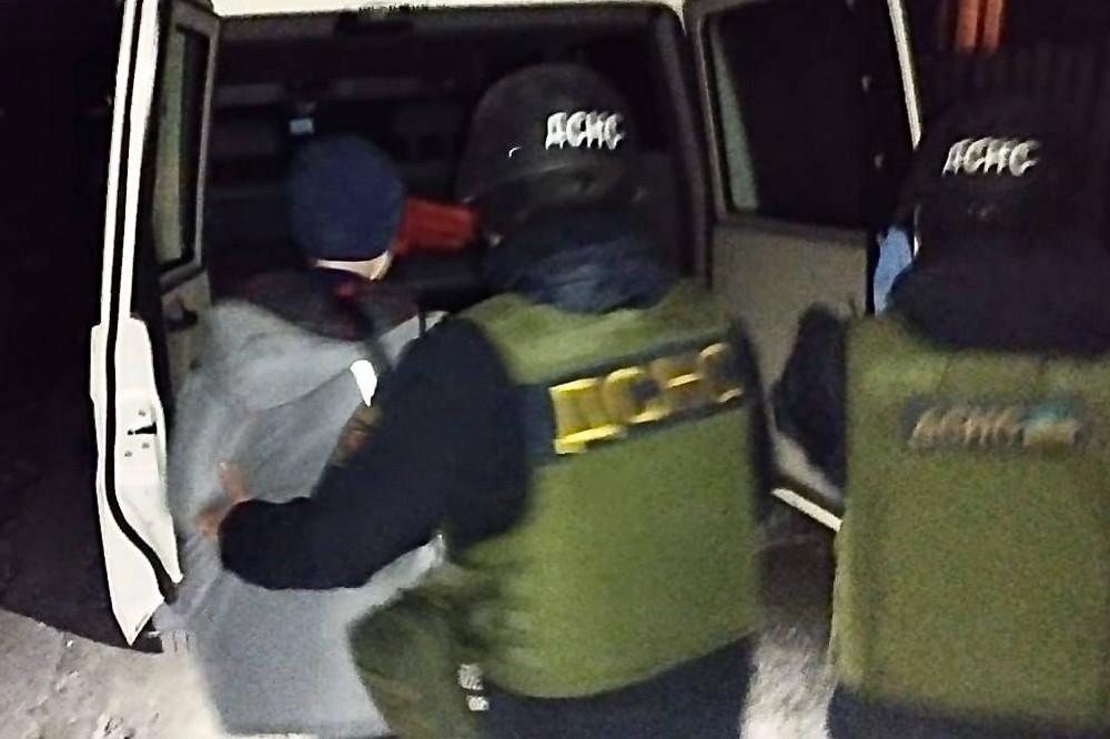 У Нікополі постраждала дитина, ворог масовано атакував область, виникли пожежі і багато руйнувань У Нікополі постраждала дитина, ворог масовано атакував область, виникли пожежі і багато руйнувань